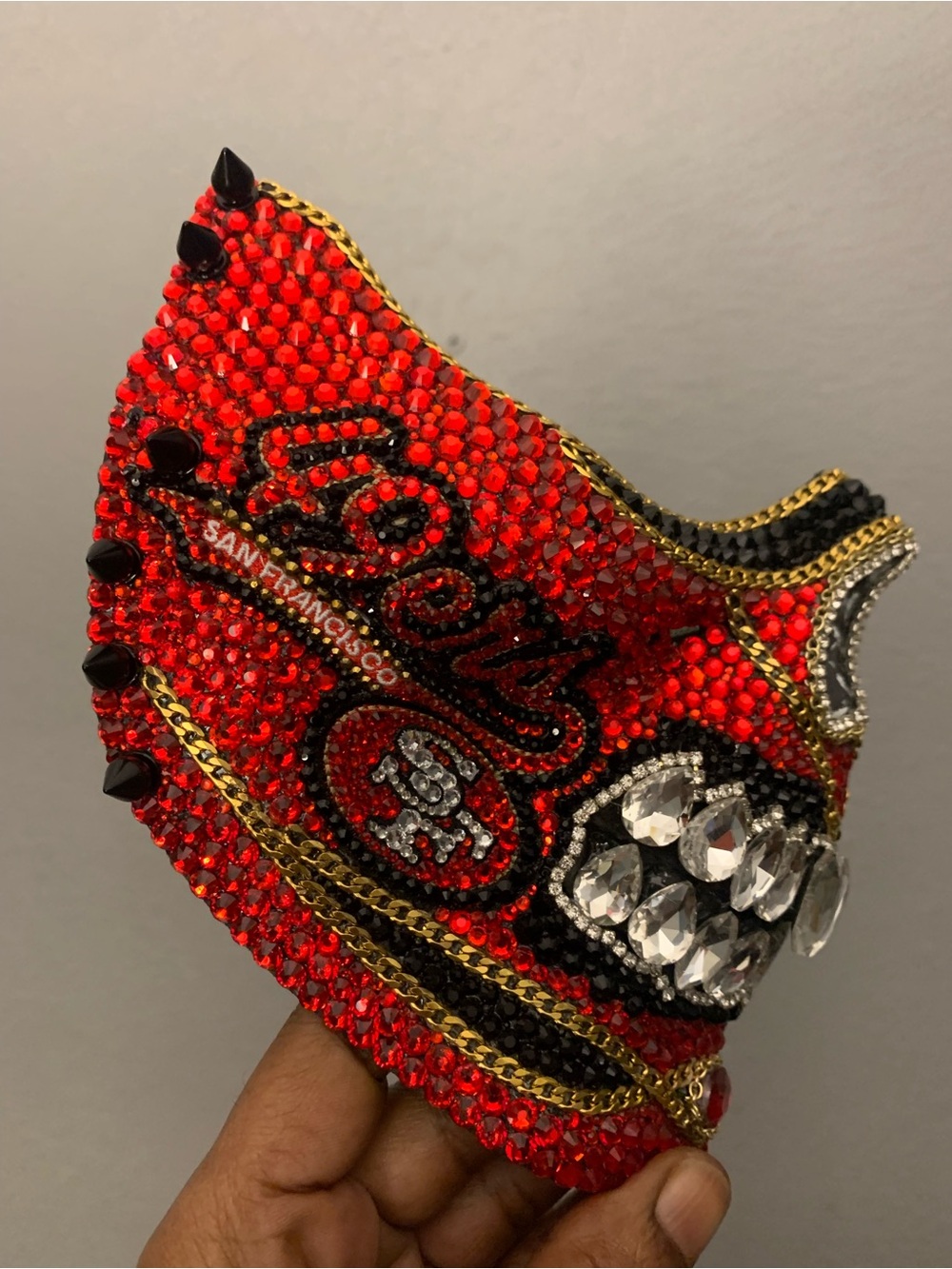 49ers Mask - Picture 4 of 4